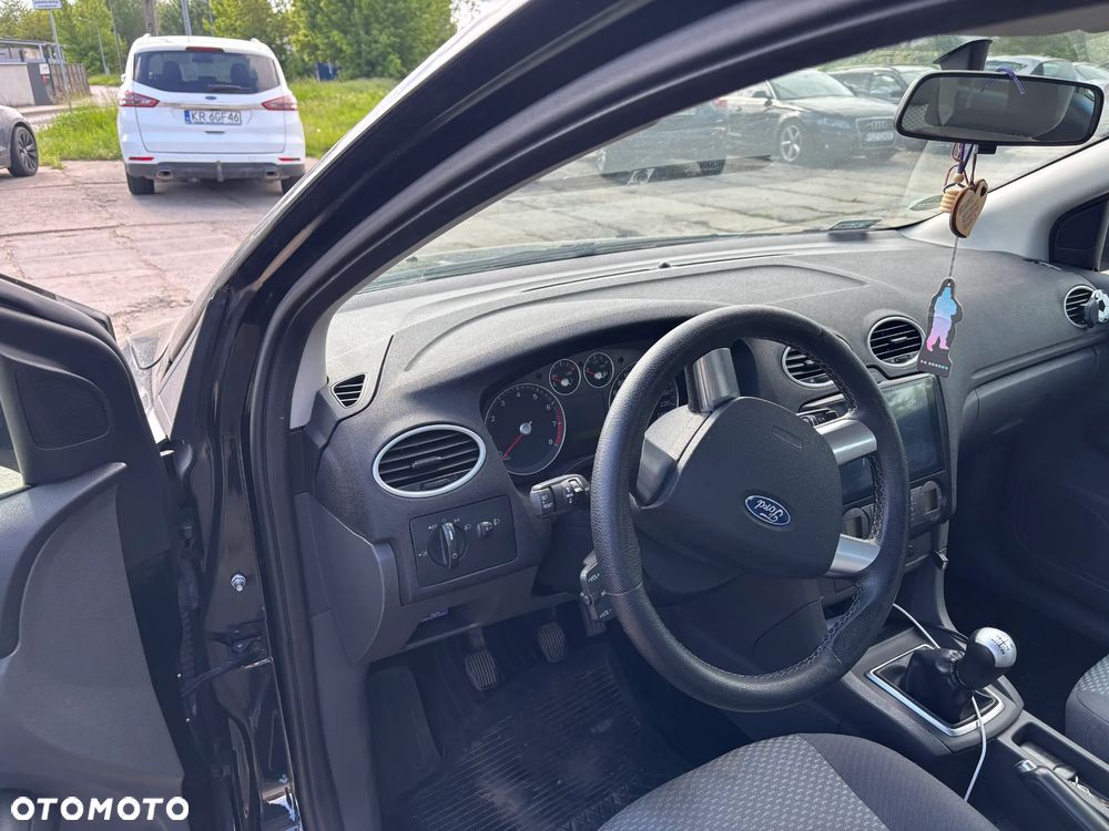 Ford Focus 1.6 Ambiente - 7