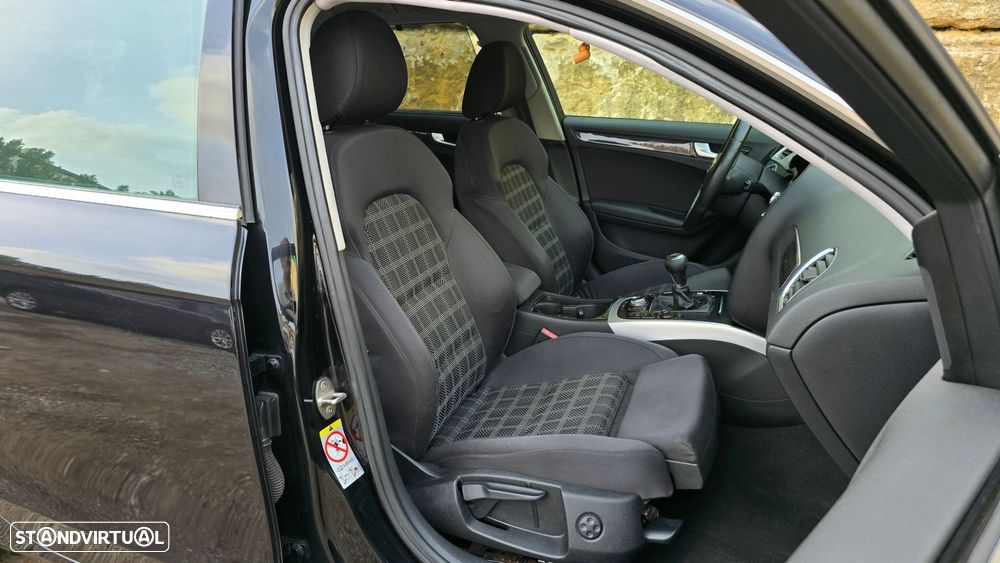 Audi A4 Avant 2.0 TDI exclusive - 36