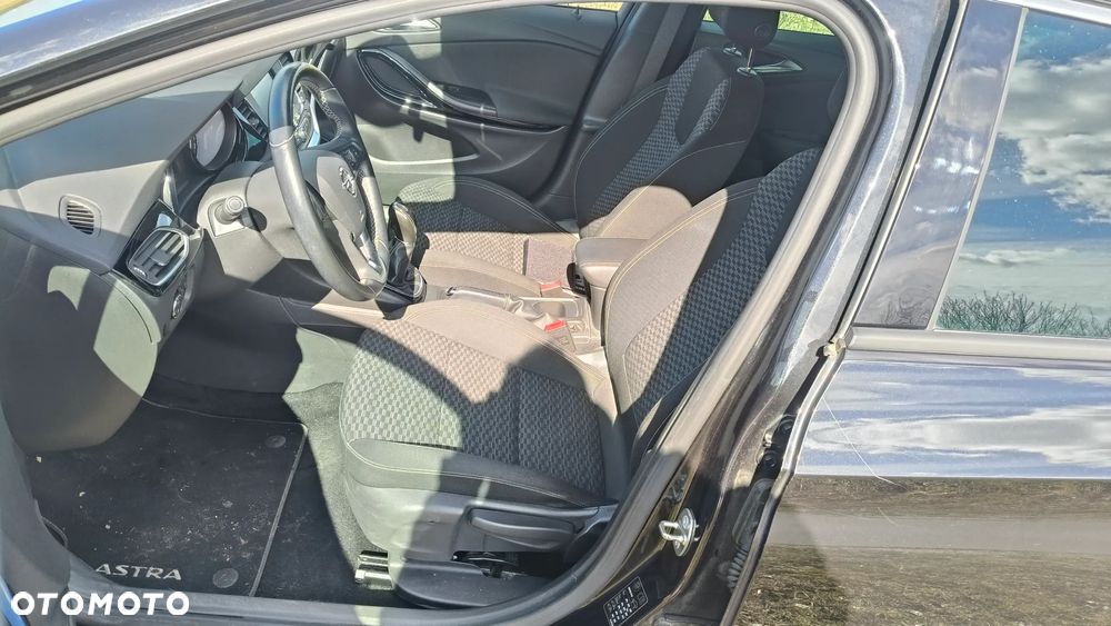 Opel Astra 1.4 Turbo Dynamic - 10
