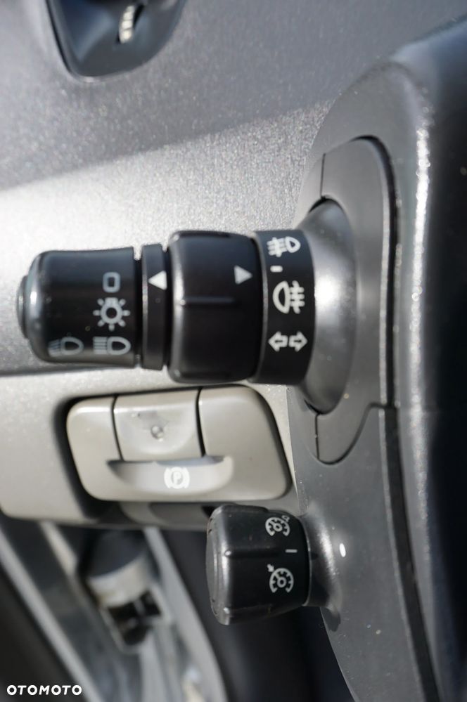 Renault Scenic 2.0T 16V Privilege - 27