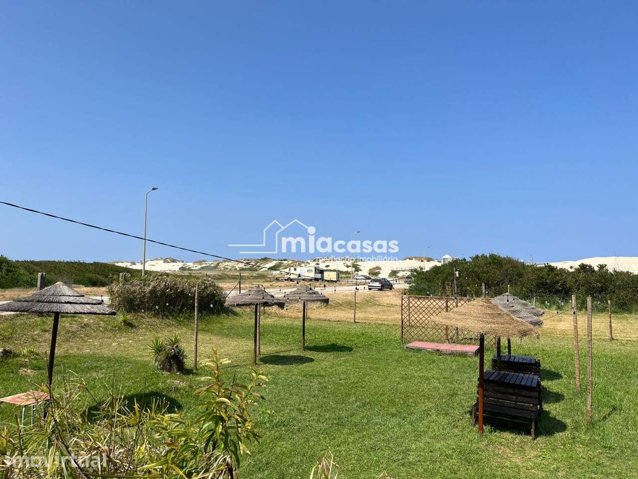 Bar + Quinta com 10.800m² a apenas 130 metros do mar - Grande imagem: 3/12