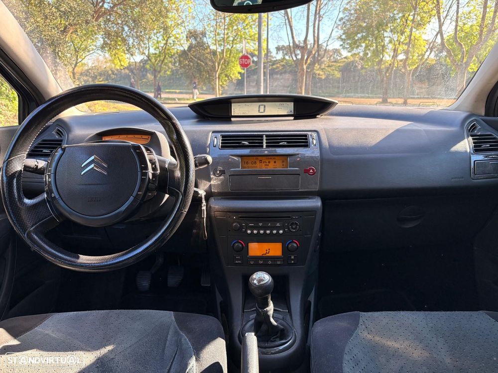 Citroën C4 - 8