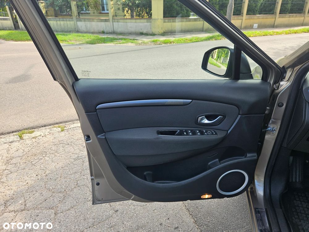 Renault Grand Scenic TCe 130 Luxe - 11