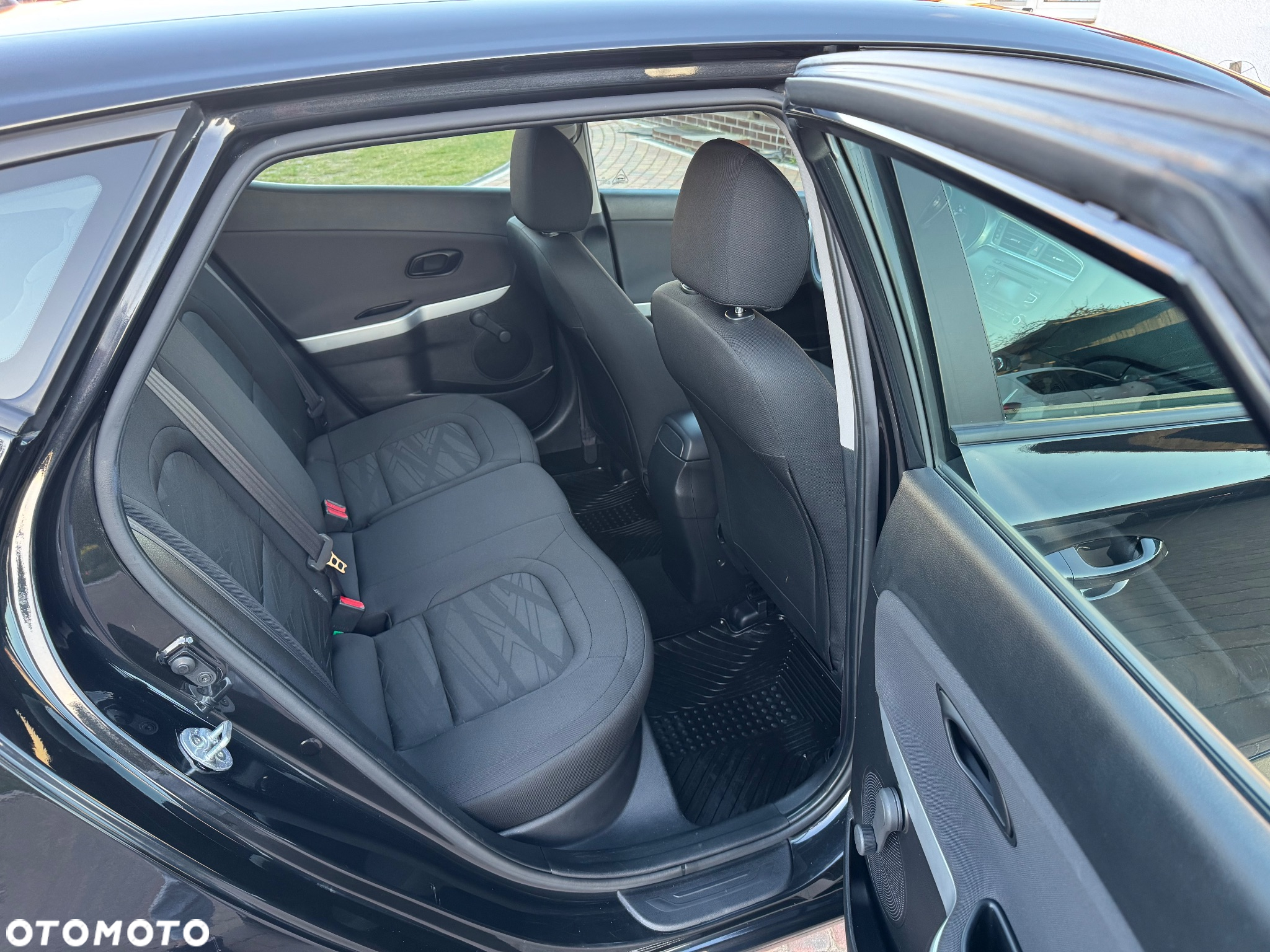 Kia Ceed Cee'd 1.4 CRDi M - 26