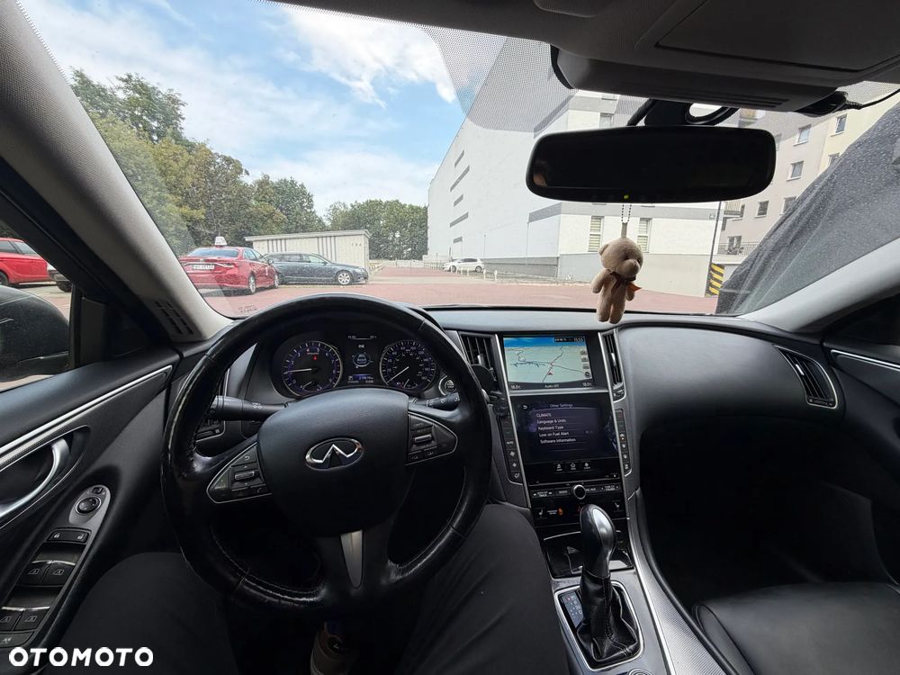 Infiniti Q50 - 8