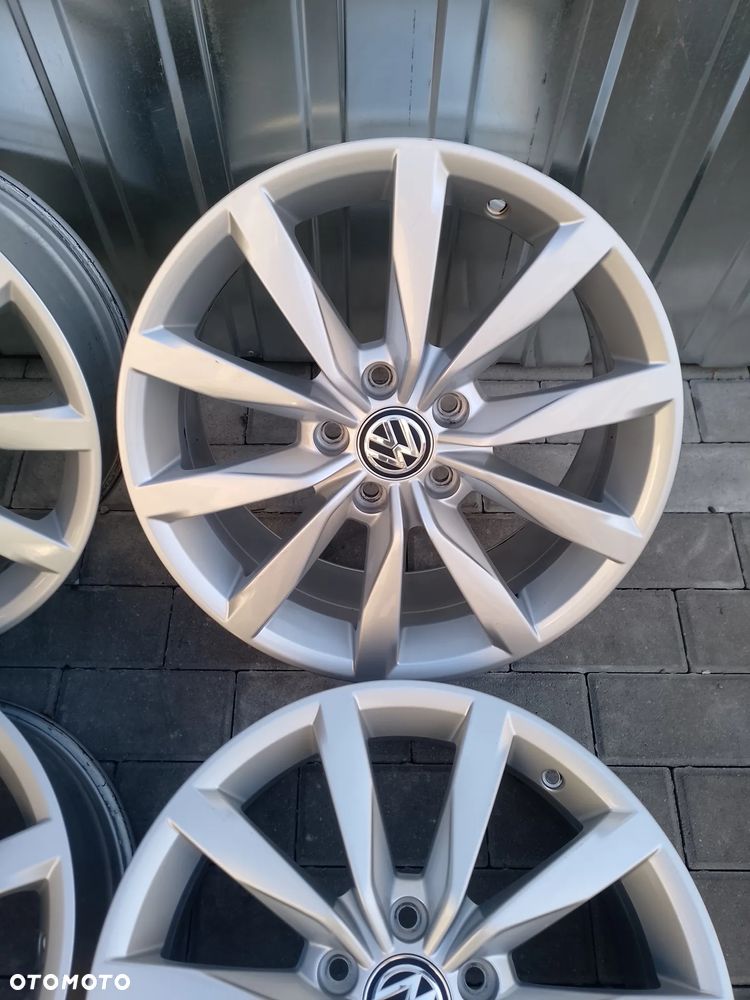 Felgi aluminiowe 17" VW - 2