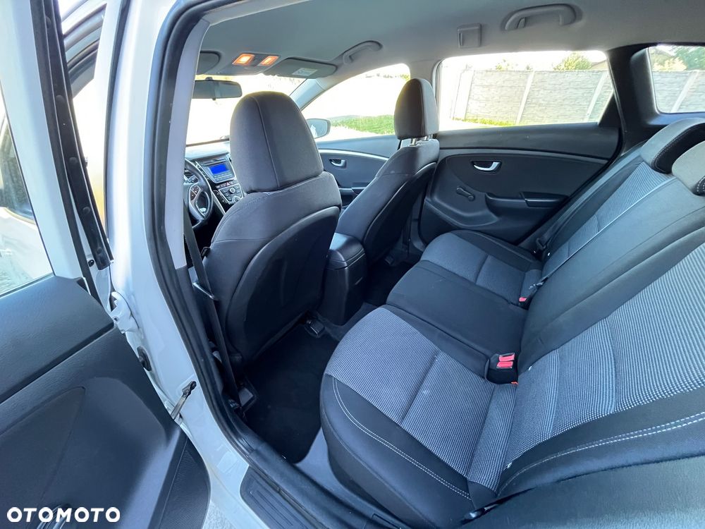 Hyundai i30 1.4 Comfort - 10