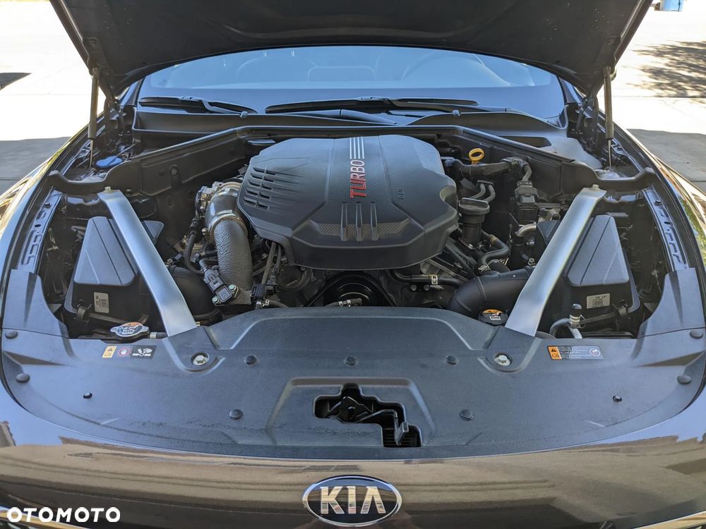 Kia Stinger 3.3 T-GDI AWD GT - 18