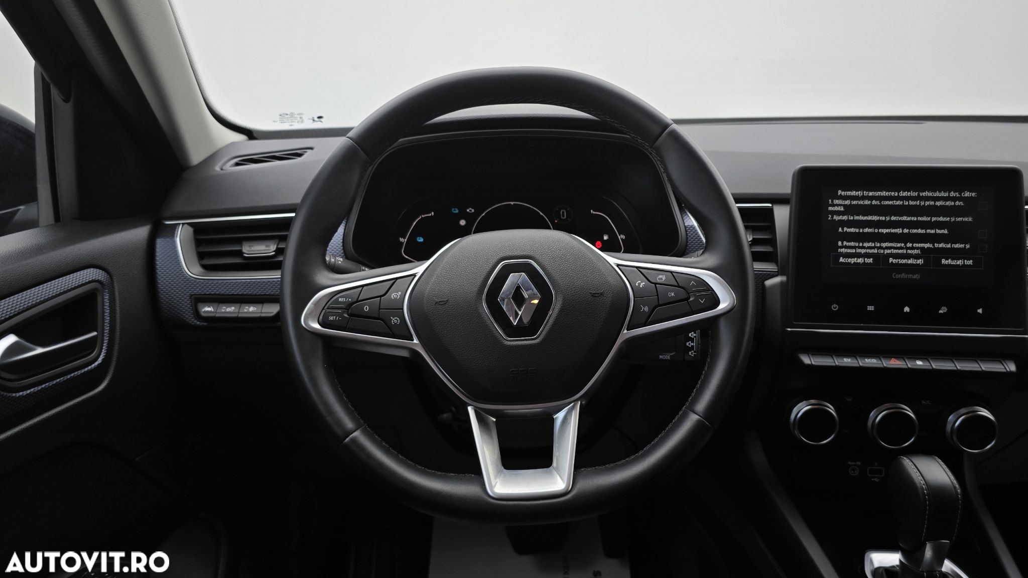 Renault Arkana E-TECH 145 Evolution - 15