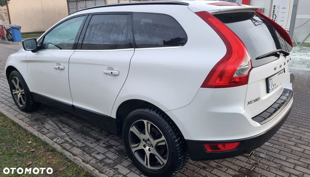 Volvo XC 60 - 4
