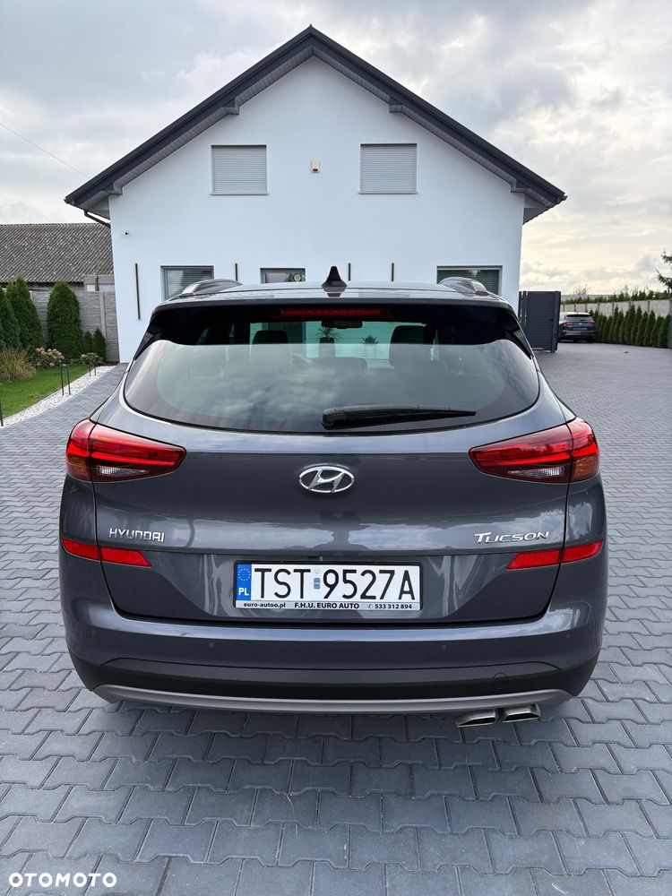 Hyundai Tucson - 8