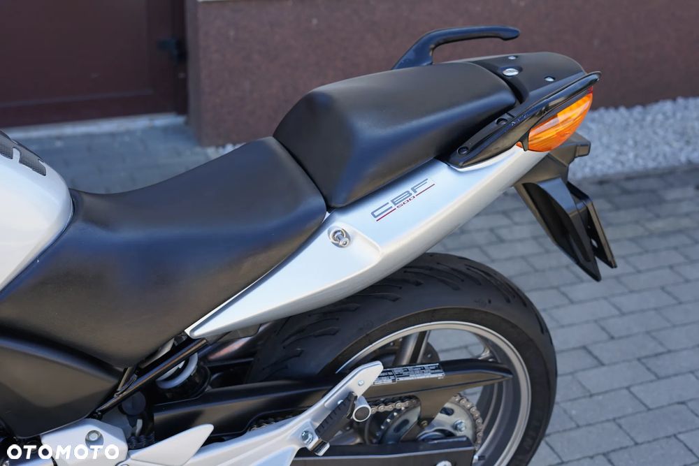 Honda CBF - 24