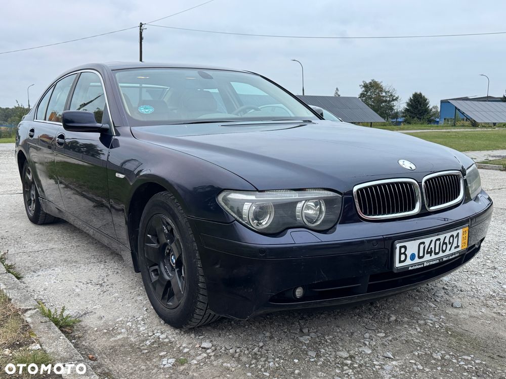 BMW Seria 7 735i L - 2