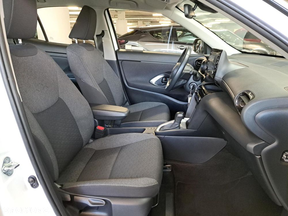 Toyota Yaris Cross Hybrid 1.5 Comfort - 11