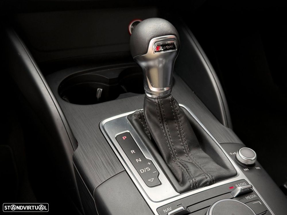 Audi A3 Limousine 1.6 TDI Sport S tronic - 18
