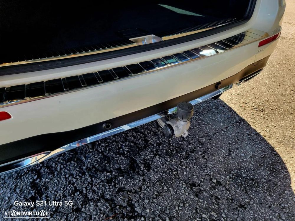 Mercedes-Benz E 220 d AMG Line - 20