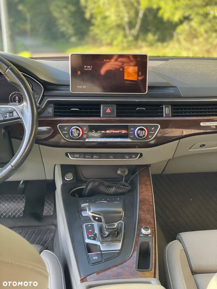 Audi A4 Allroad quattro 2.0 TFSI S tronic - 10