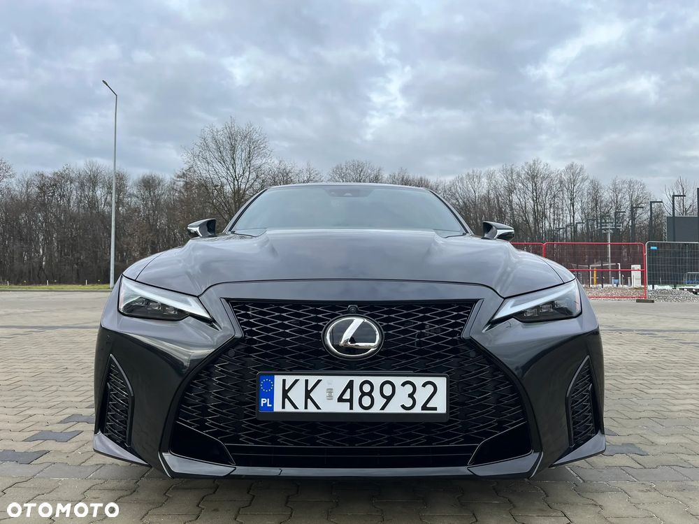 Lexus IS - 6