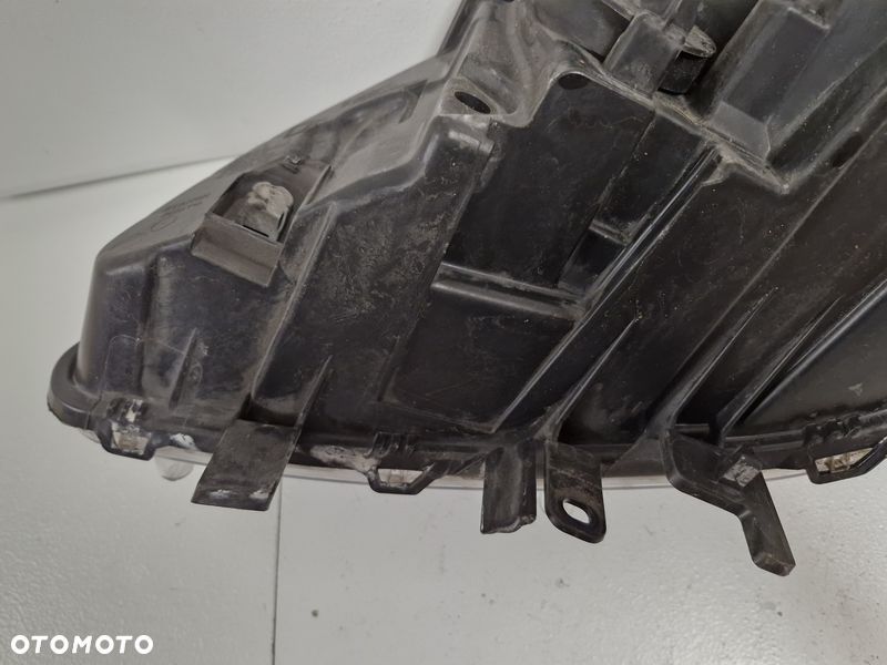 renault laguna iii 3 lift lampa reflektor prawy przód przednia uk - 12