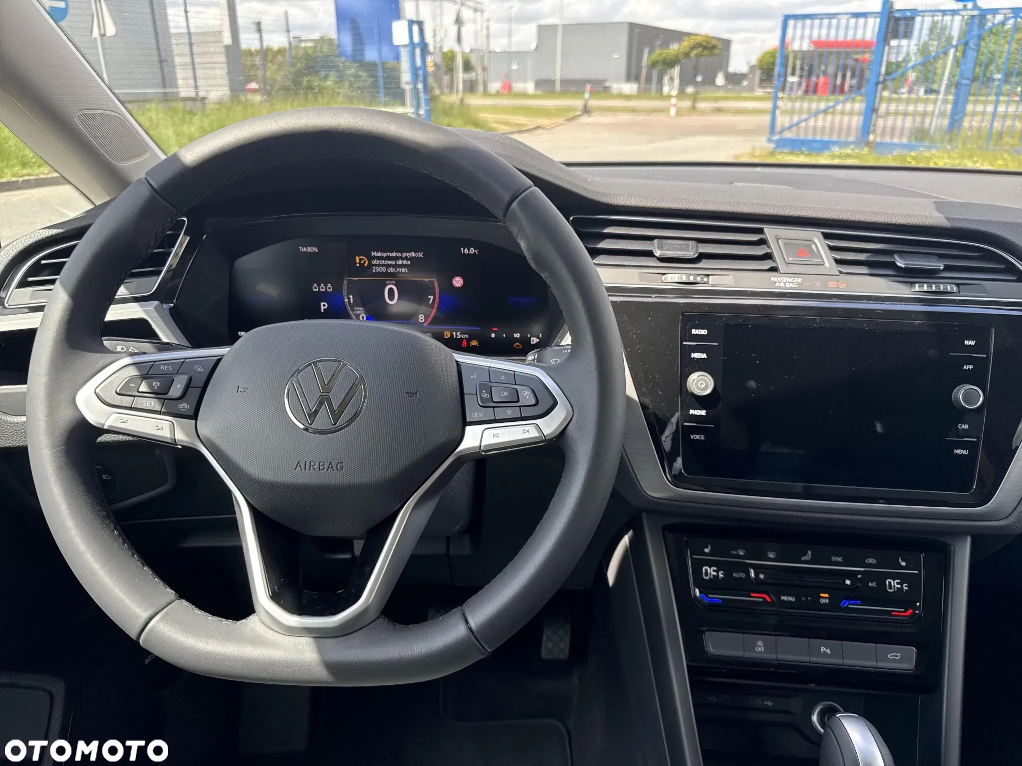 Volkswagen Touran 1.5 TSI EVO Special Edition DSG - 13