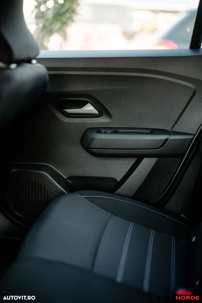 Dacia Logan TCe 90 MT6 Expression - 30