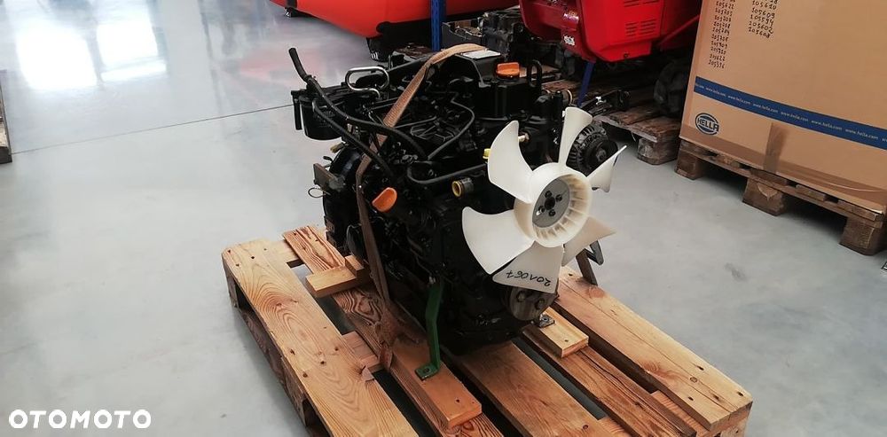 SILNIK YANMAR 4TNV88 BXBVA 30,7 kW/ 2400 rpm 11789 zł netto - 1