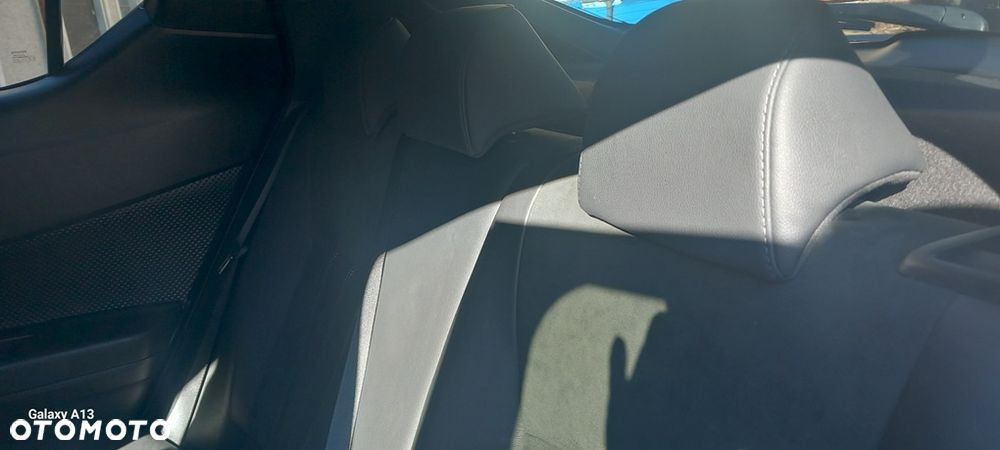 Toyota C-HR+ - 11