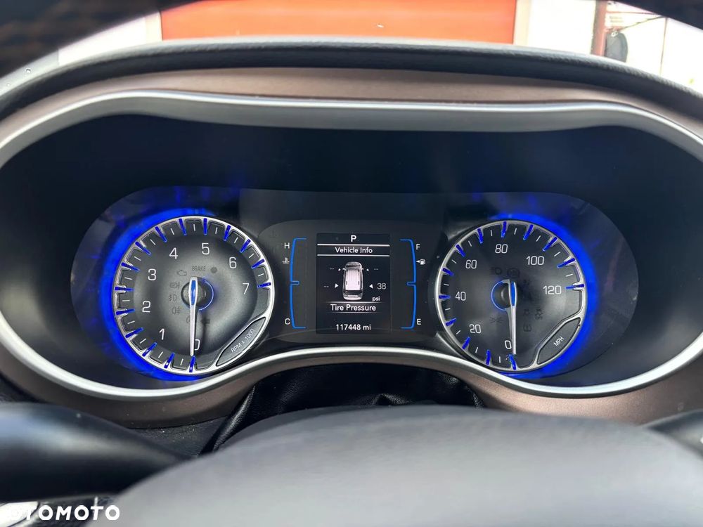 Chrysler Pacifica - 14