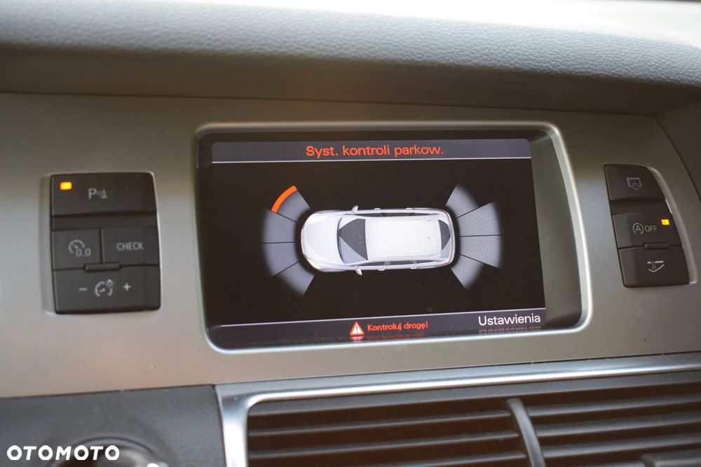 Audi Q7 3.0 TDI DPF Quattro Tiptronic - 18
