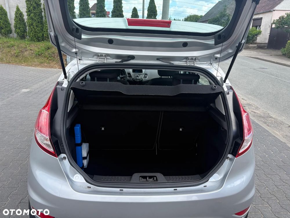 Ford Fiesta - 11