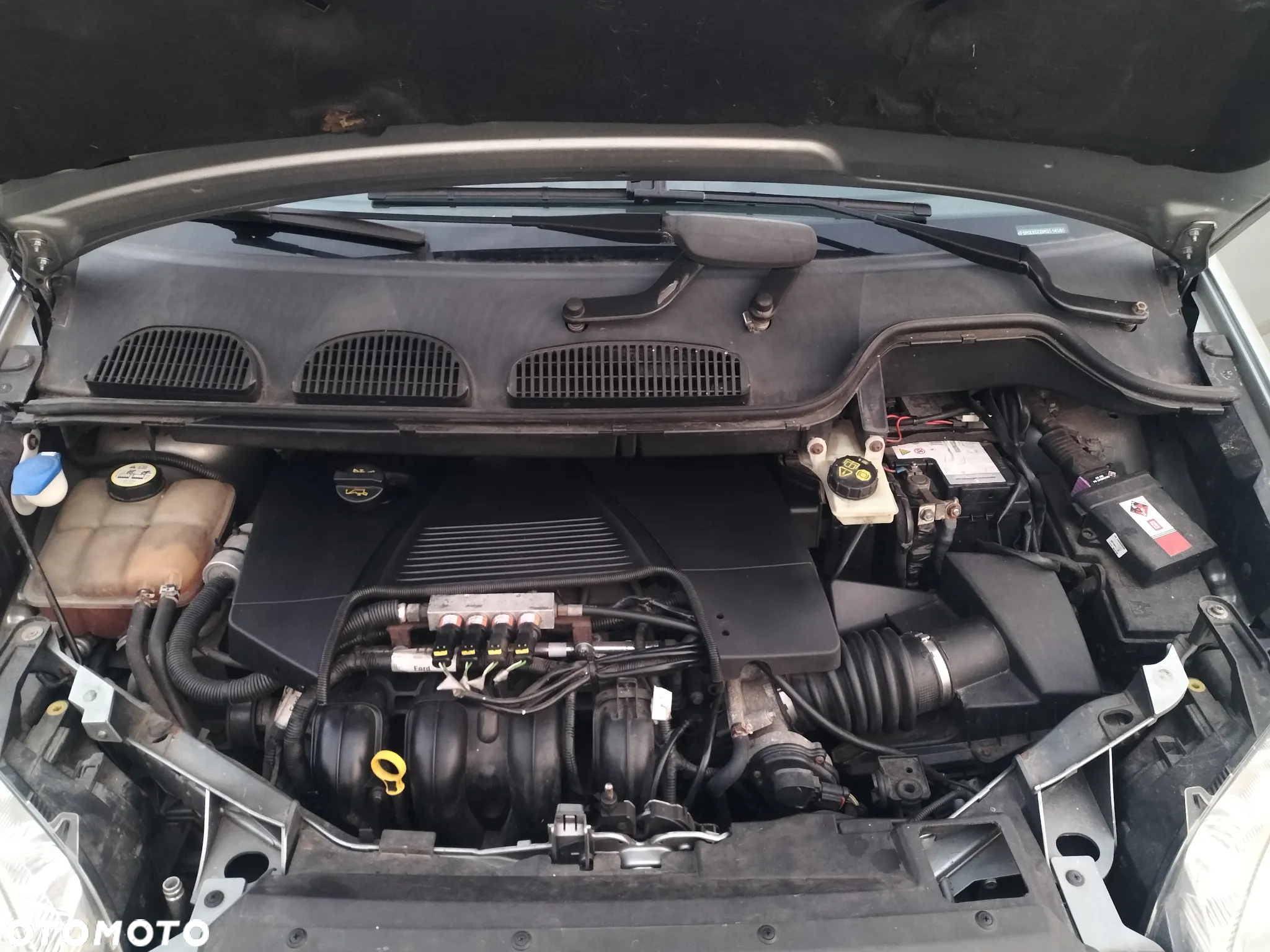 Ford Focus C-Max 1.8 Ambiente - 16