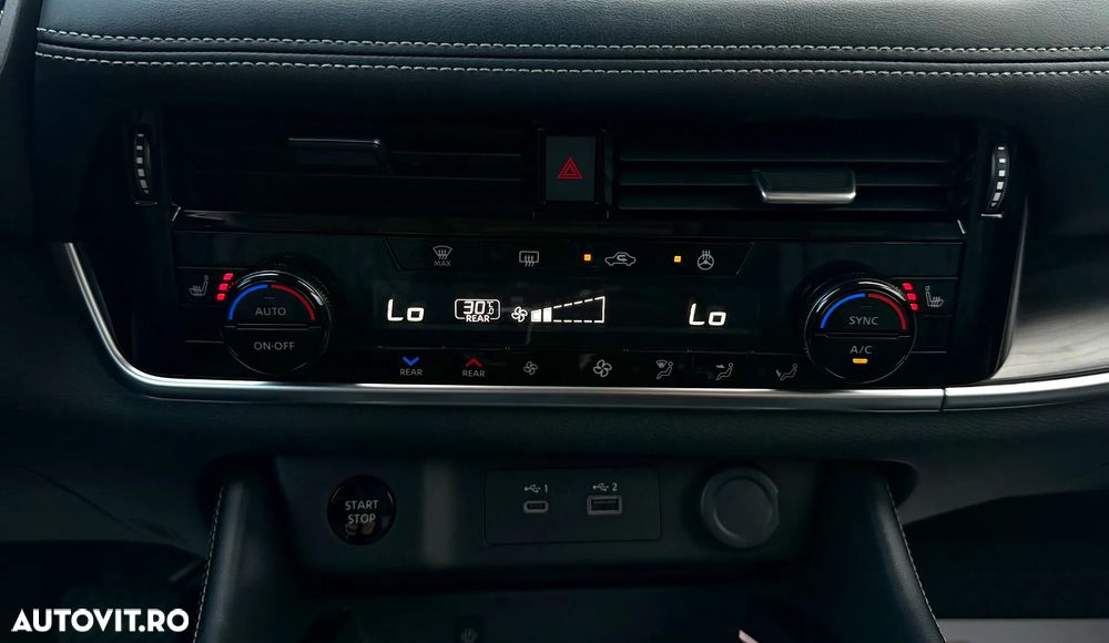 Nissan X-Trail e4ORCE 7 locuri Tekna - 37