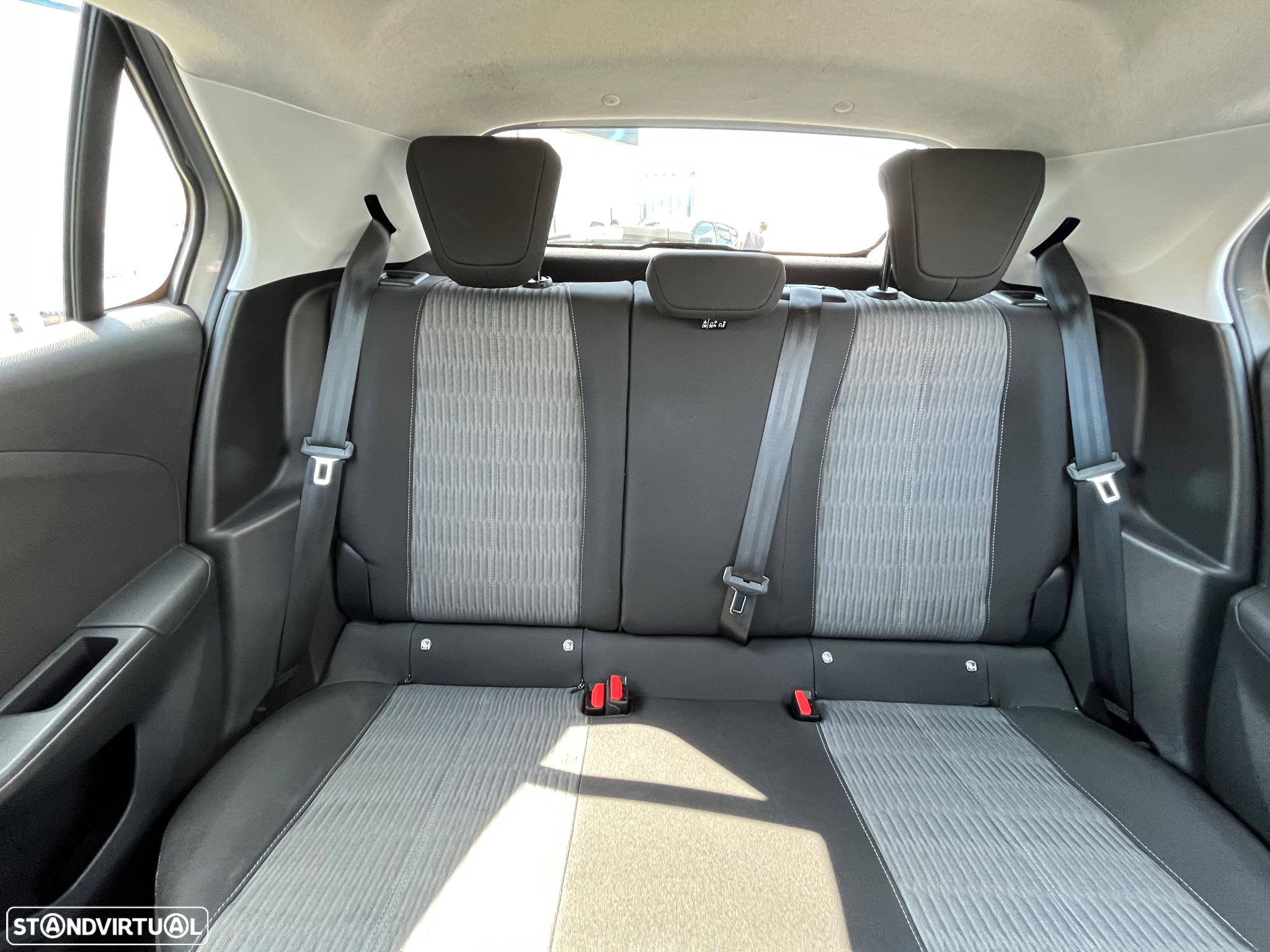 Opel Corsa 1.5 D Business Edition - 40