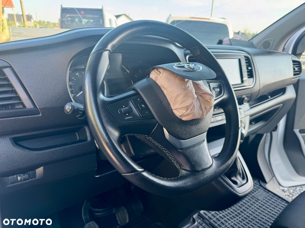 Toyota PROACE - 13