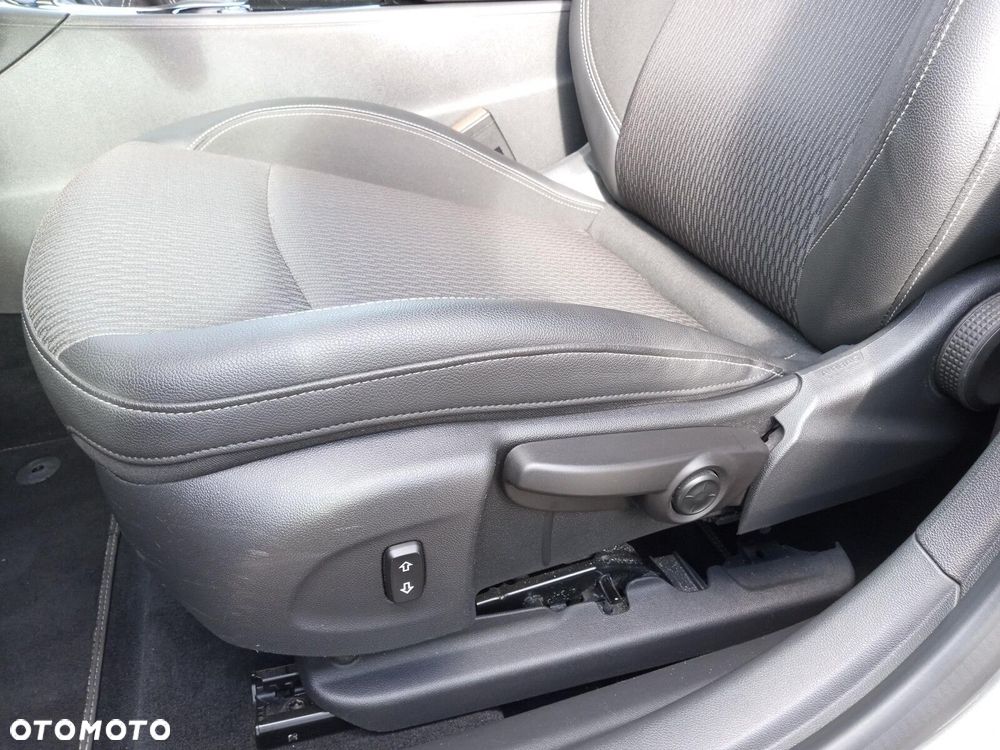 Opel Insignia 2.0 CDTI Innovation S&S - 12