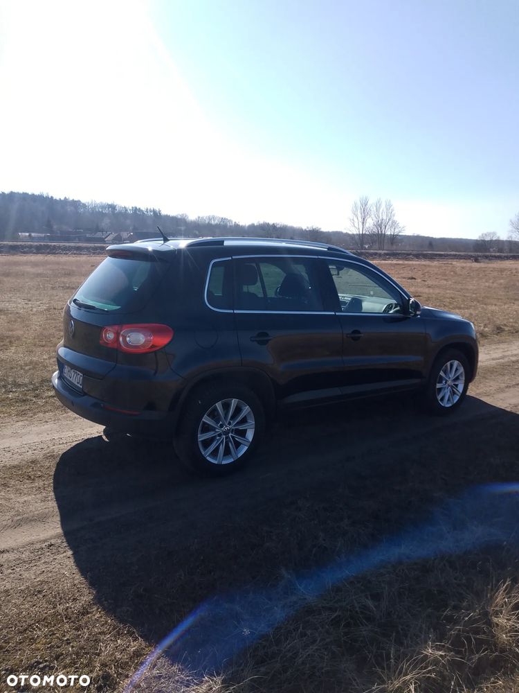 Volkswagen Tiguan - 4
