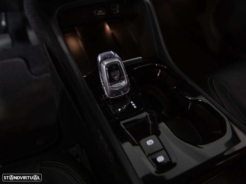 Volvo XC 40 1.5 T5 PHEV Inscription - 24