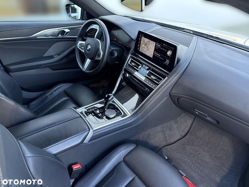 BMW Seria 8 - 7