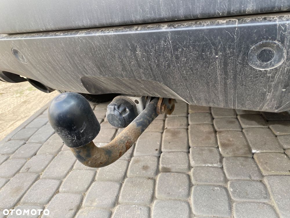 Dacia Duster 1.6 SCe Comfort - 33