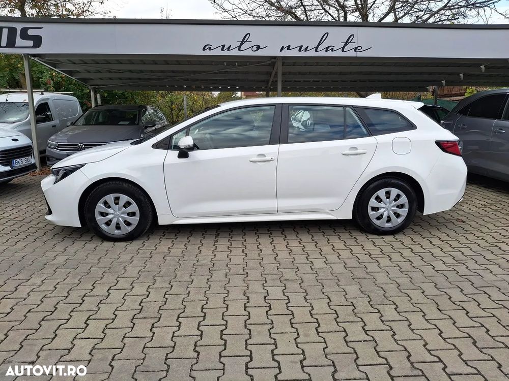 Toyota Corolla - 3