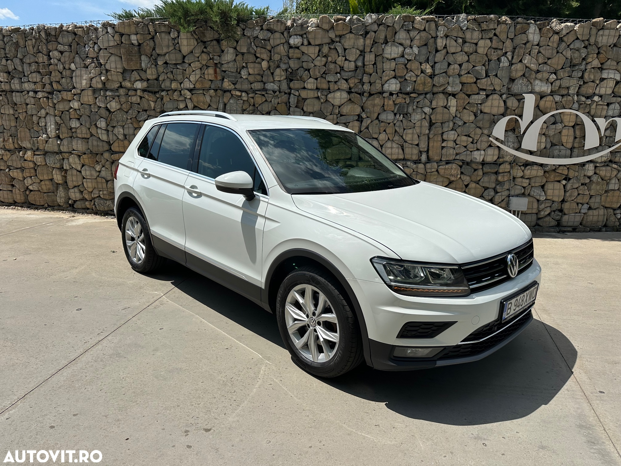 Volkswagen Tiguan 2.0 TDI 4Mot DSG Highline - 4