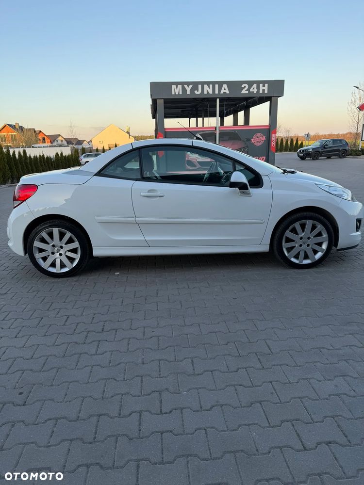 Peugeot 207 CC 120 VTi Premium - 5