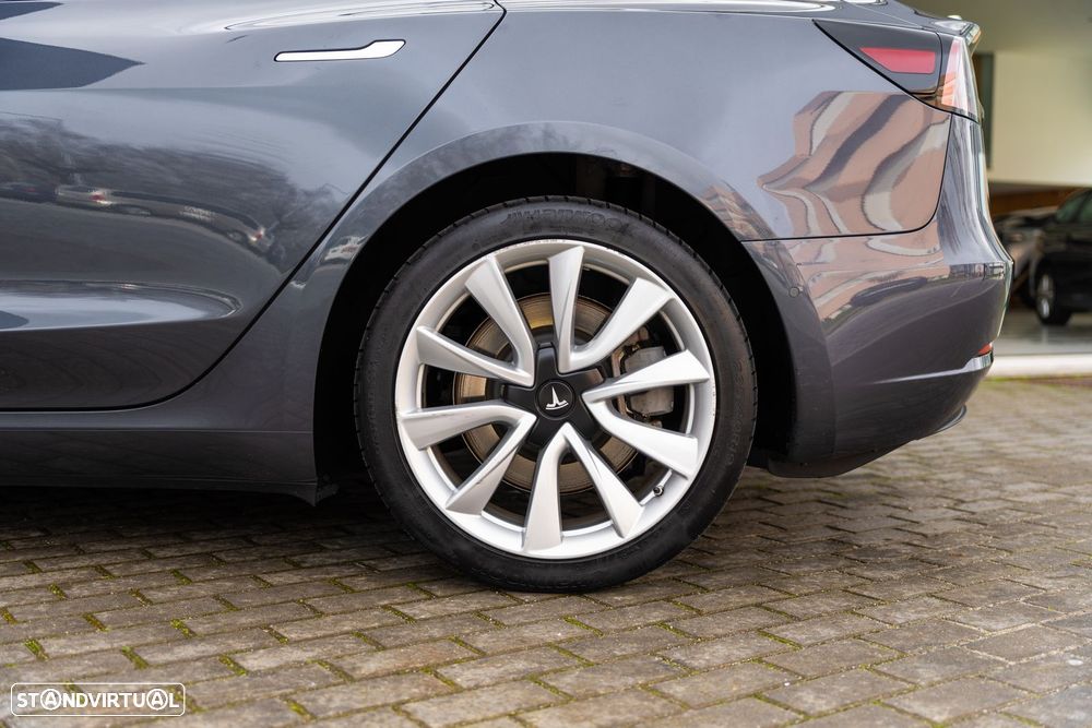 Tesla Model 3 Standard Range Plus RWD - 28