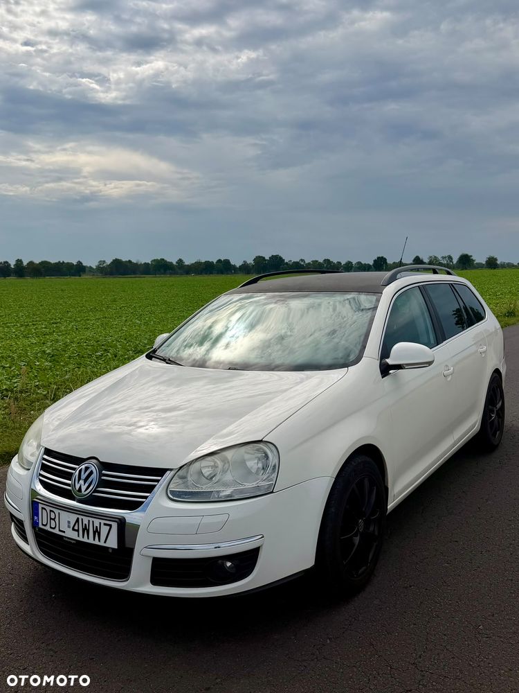 Volkswagen Golf 1.9 TDI DPF Individual - 1
