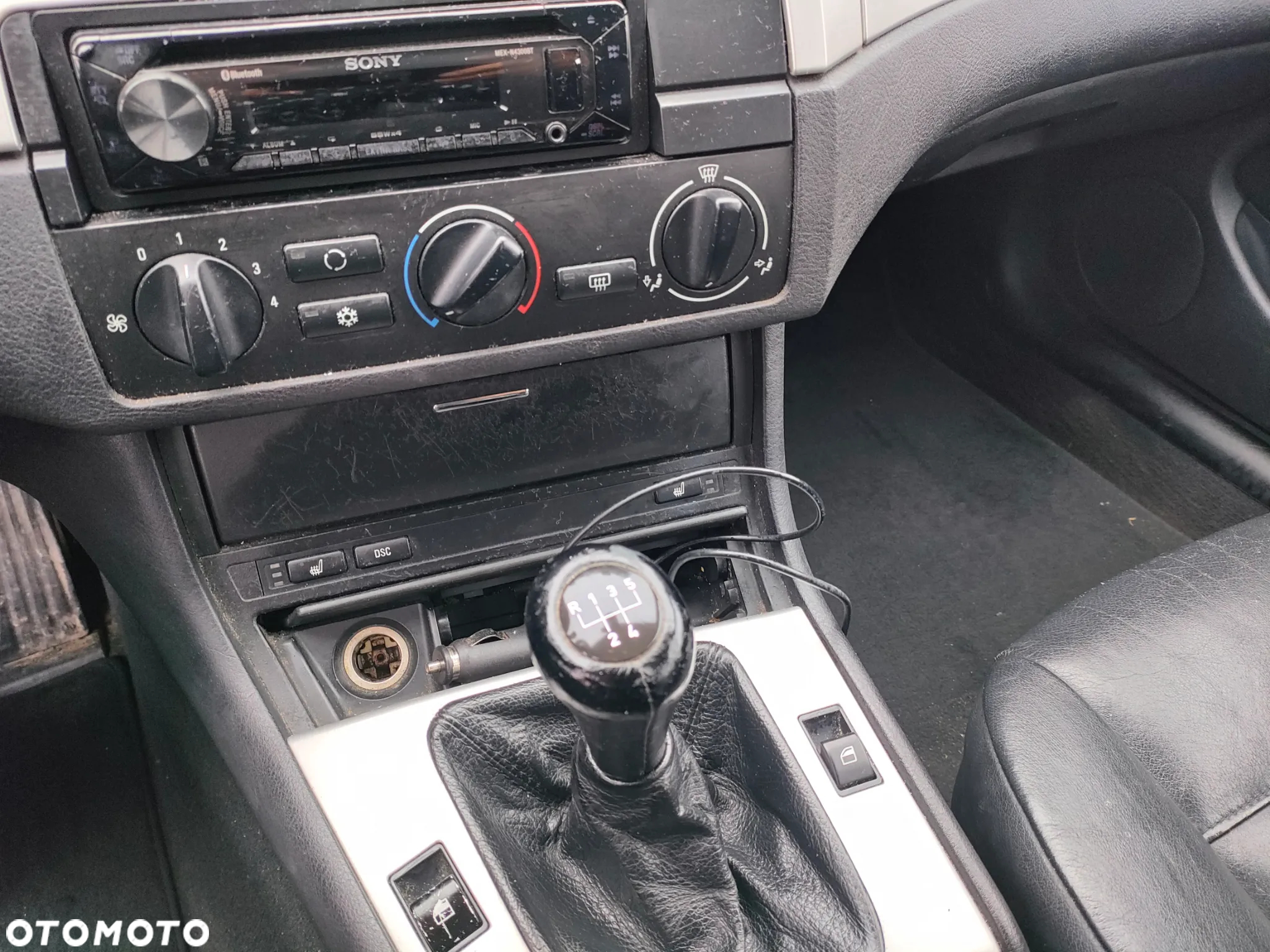 BMW Seria 3 318i Touring Edition Exclusive - 19