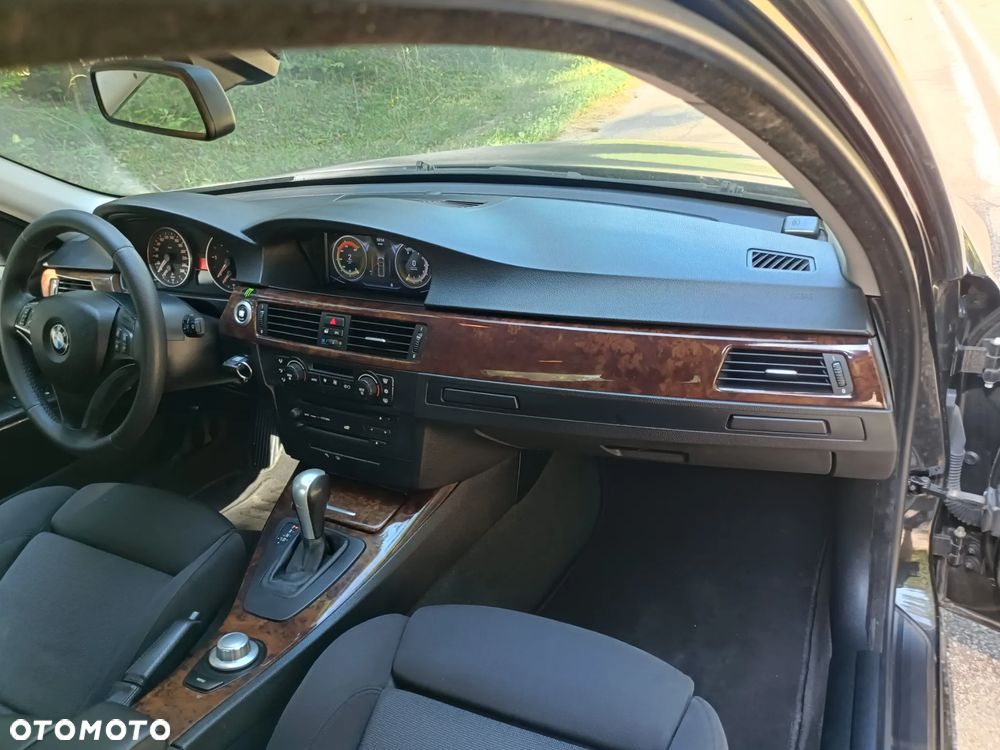 BMW Seria 3 - 12