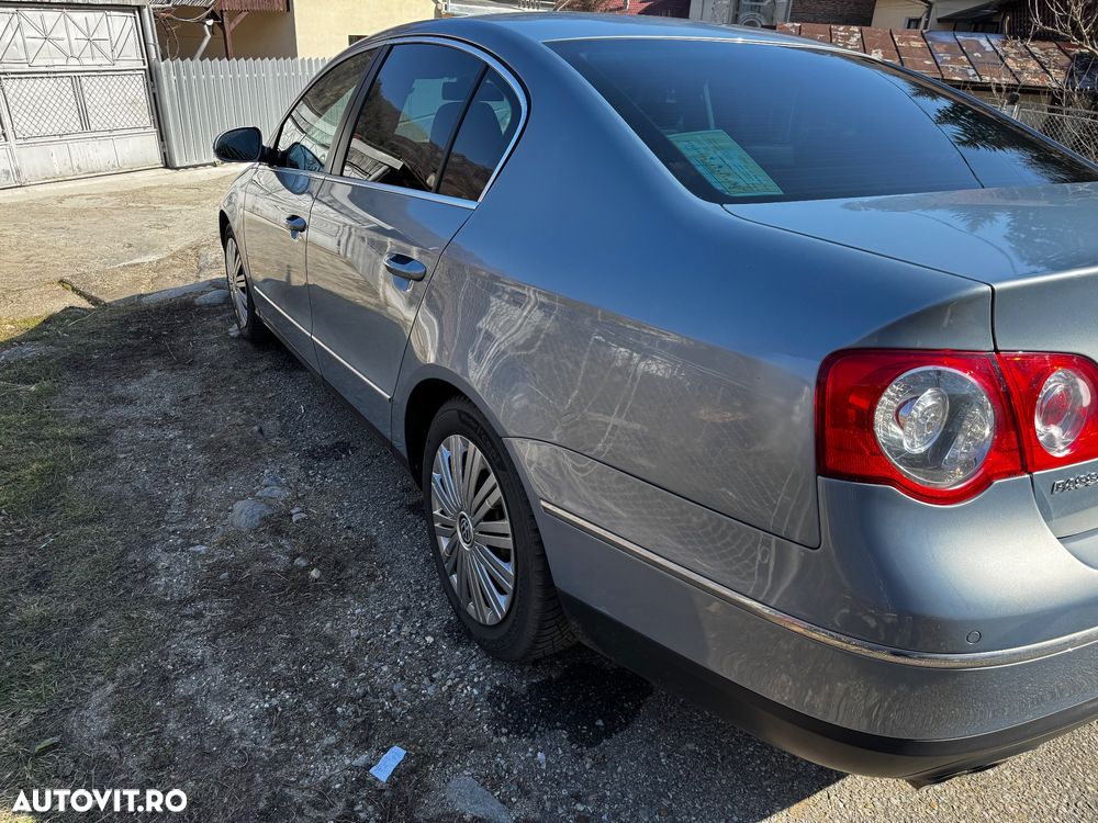 Volkswagen Passat 2.0 TDI Highline - 5