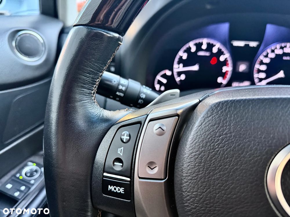 Lexus RX 350 Prestige - 38