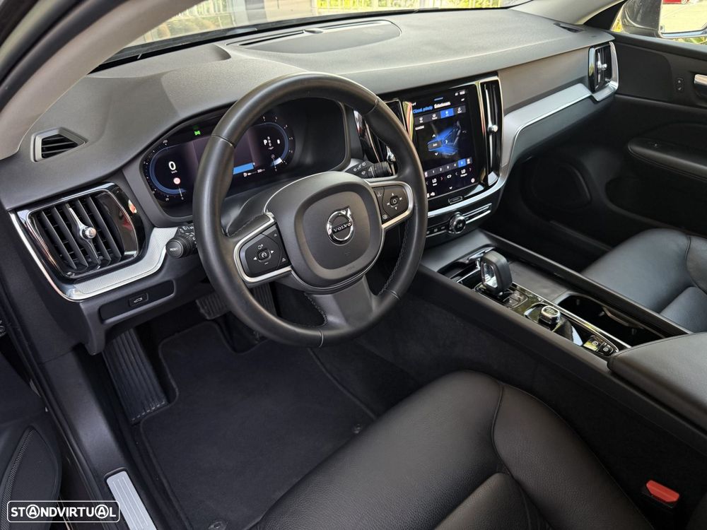 Volvo V60 2.0 B4 Core Auto - 7