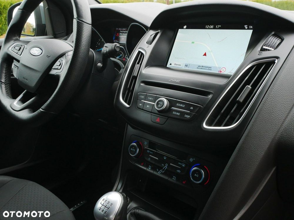 Ford Focus 1.5 EcoBoost Start-Stopp-System ST-Line - 27